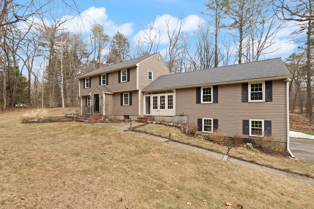 4 Roberts Road Boxford, MA 01921 - Photo 37 of 38