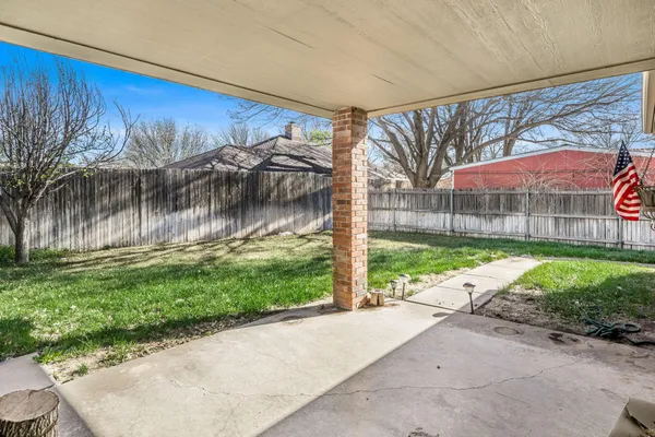 $425,000 | 7002 Bradford Drive, Amarillo, TX 79109