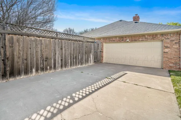 $425,000 | 7002 Bradford Drive, Amarillo, TX 79109