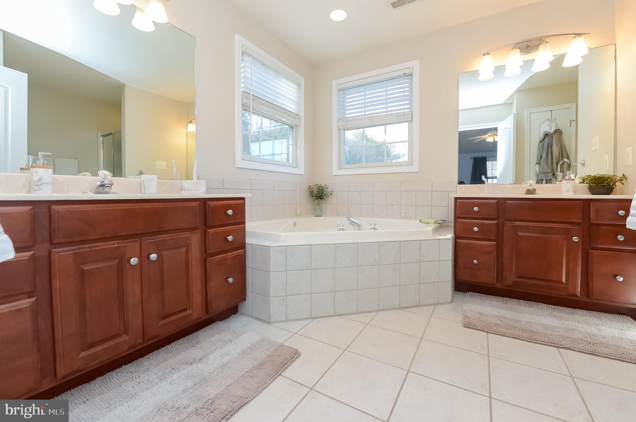 31 Burnt House Road Shamong, NJ 08088 - Photo 27 of 57