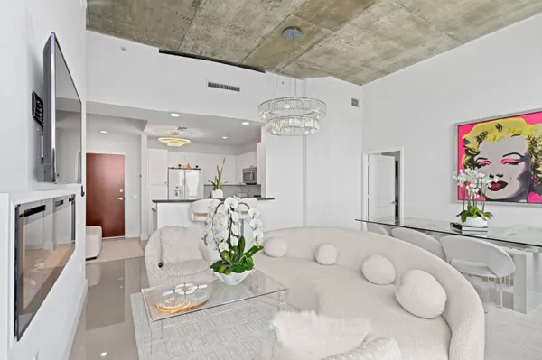 $6,000 | 300 South Australian Avenue, Unit 1608, West Palm Beach, FL 33401