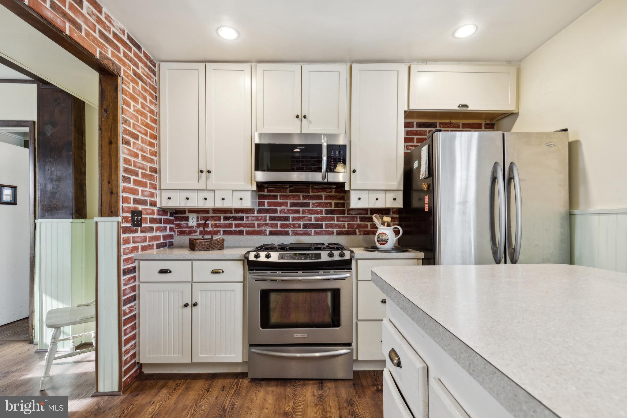 8904 Avondale Road Baltimore, MD 21234 - Photo 24 of 69 Stainless-Steel Appliances