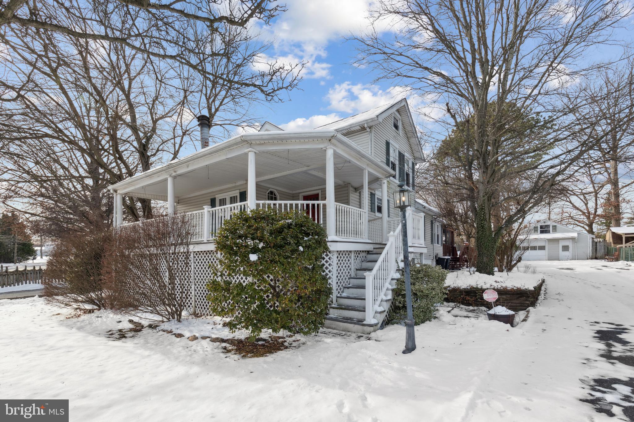 8904 Avondale Road Baltimore, MD 21234 - Photo 4 of 69 Gallery Image 4