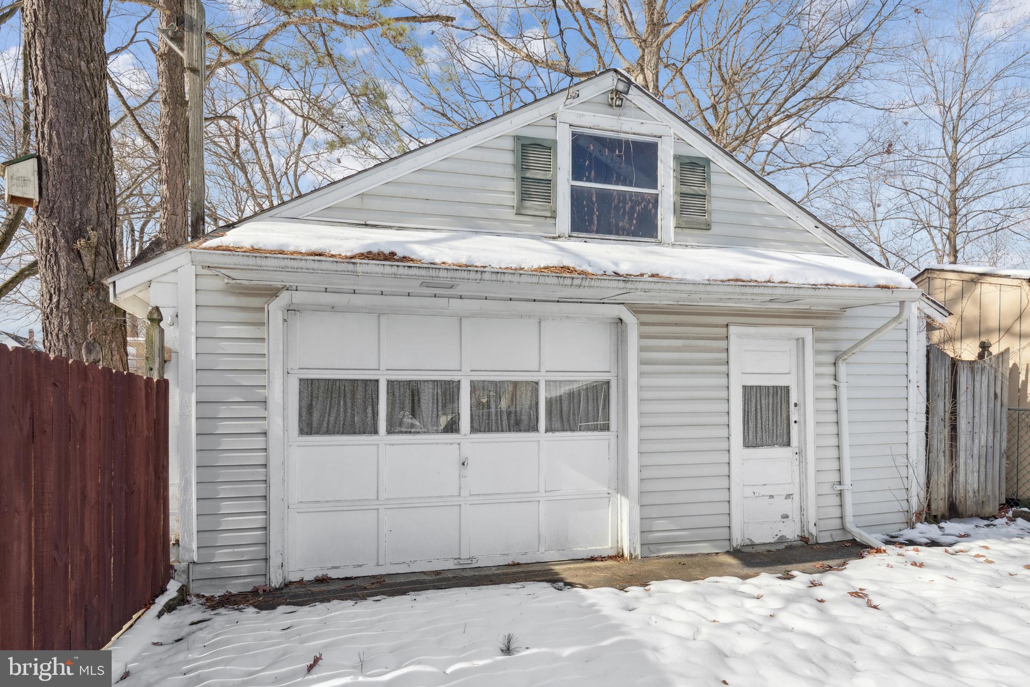 8904 Avondale Road Baltimore, MD 21234 - Photo 56 of 69 Detached Garage with workshop area