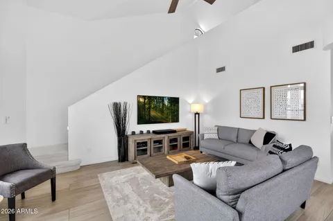 $2,575,000 | 10214 North 44th Street, Phoenix, AZ 85028