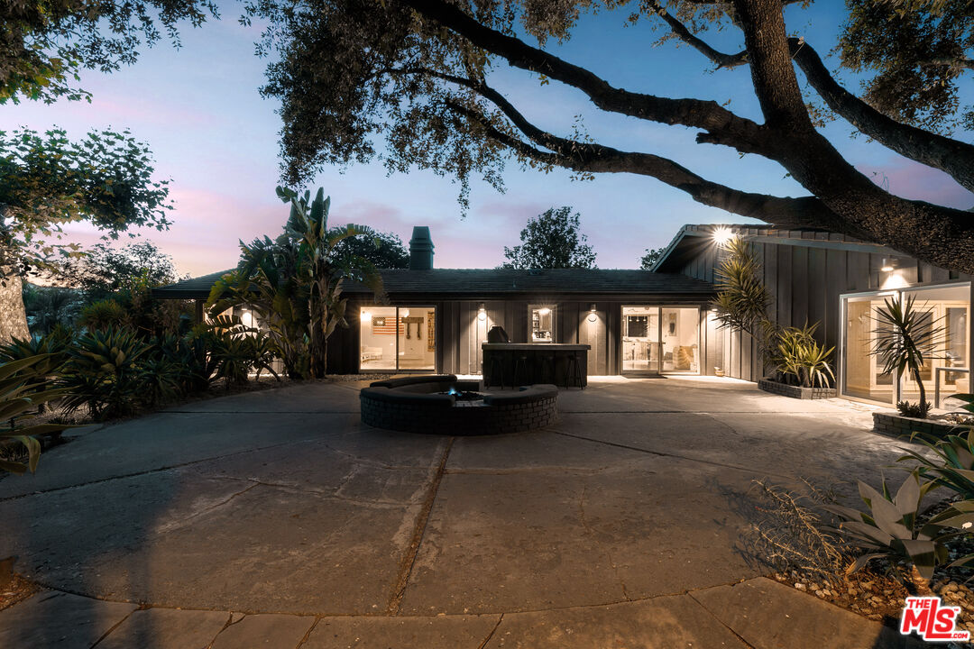 12460 Yellow Hill Road Malibu, CA 90265 - Photo 4 of 63