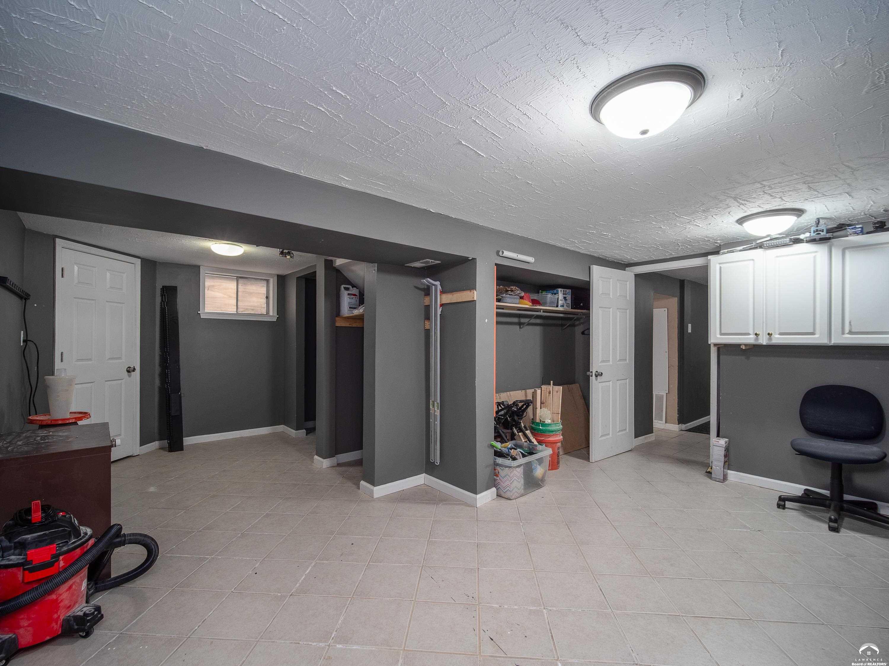 2712 Rawhide Lane Lawrence, KS 66046 - Photo 21 of 27