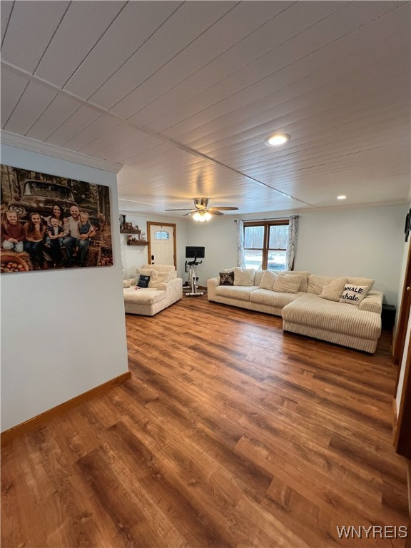 10679 Pavilion Center Road Pavilion, NY 14525 - Photo 14 of 44 Living room