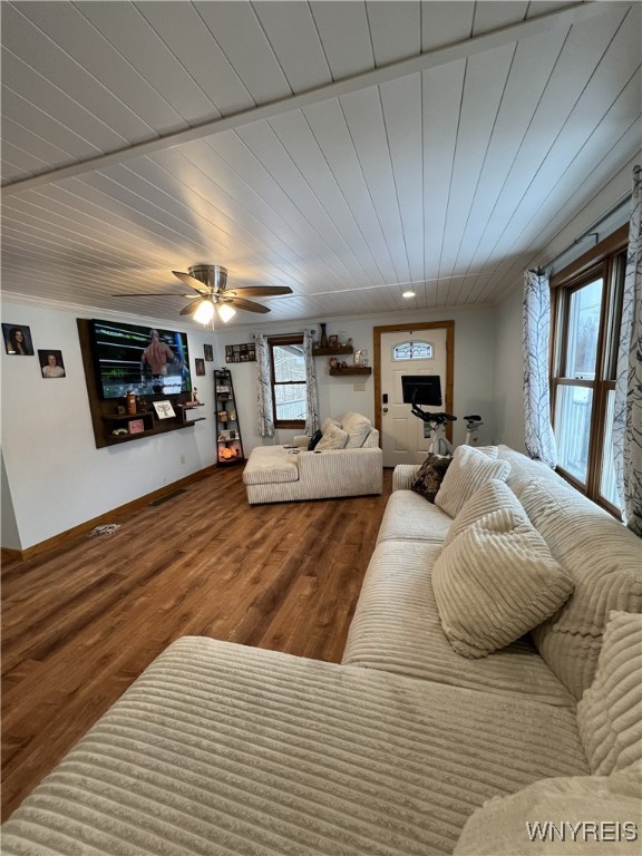 10679 Pavilion Center Road Pavilion, NY 14525 - Photo 15 of 44 Living Room