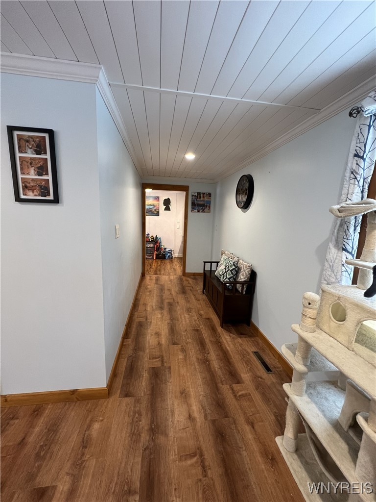 10679 Pavilion Center Road Pavilion, NY 14525 - Photo 23 of 47 Hallway