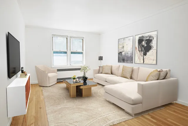 $800,000 | 305 West 52nd Street, Unit 1H | Hell's Kitchen