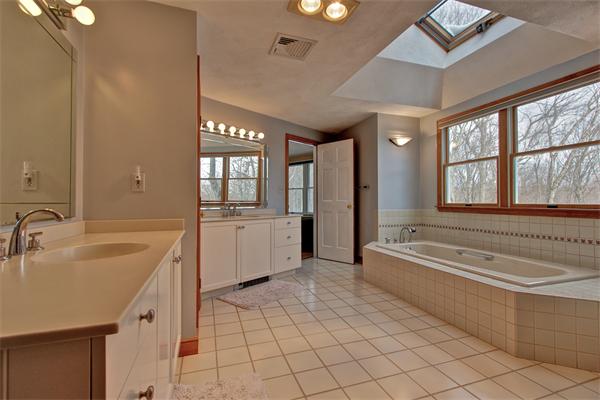 62 Russett Hill Road Sherborn, MA 01770 - Photo 25 of 30 Gallery Image 25