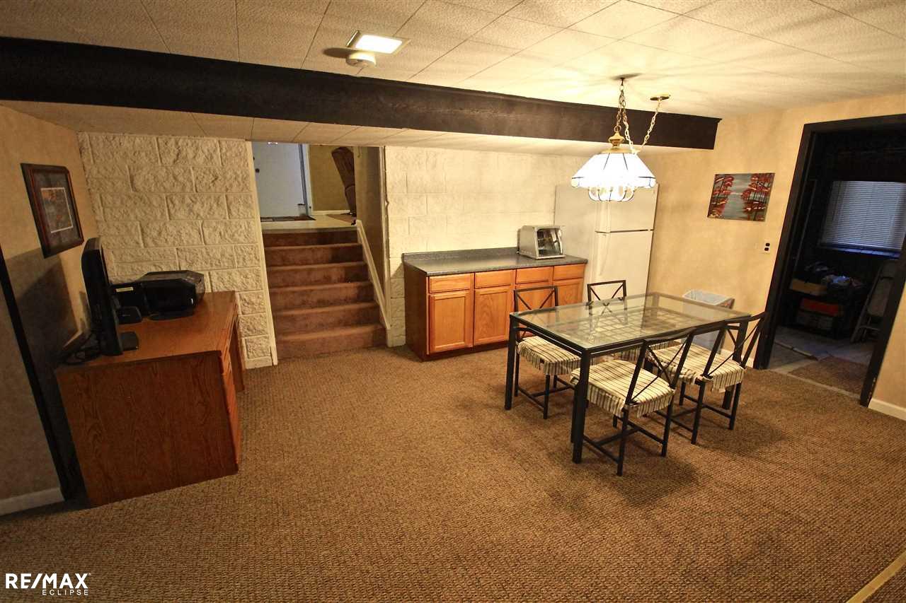 17952 Rainbow Road Fraser, MI 48026 - Photo 25 of 37 31305940-24.JPG