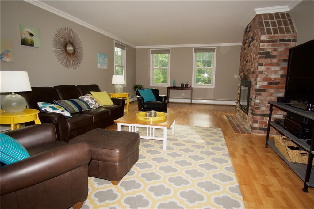 2 Hemlock Road Brunswick, ME 04011 - Photo 6 of 34 Spacious Living Room accented by...