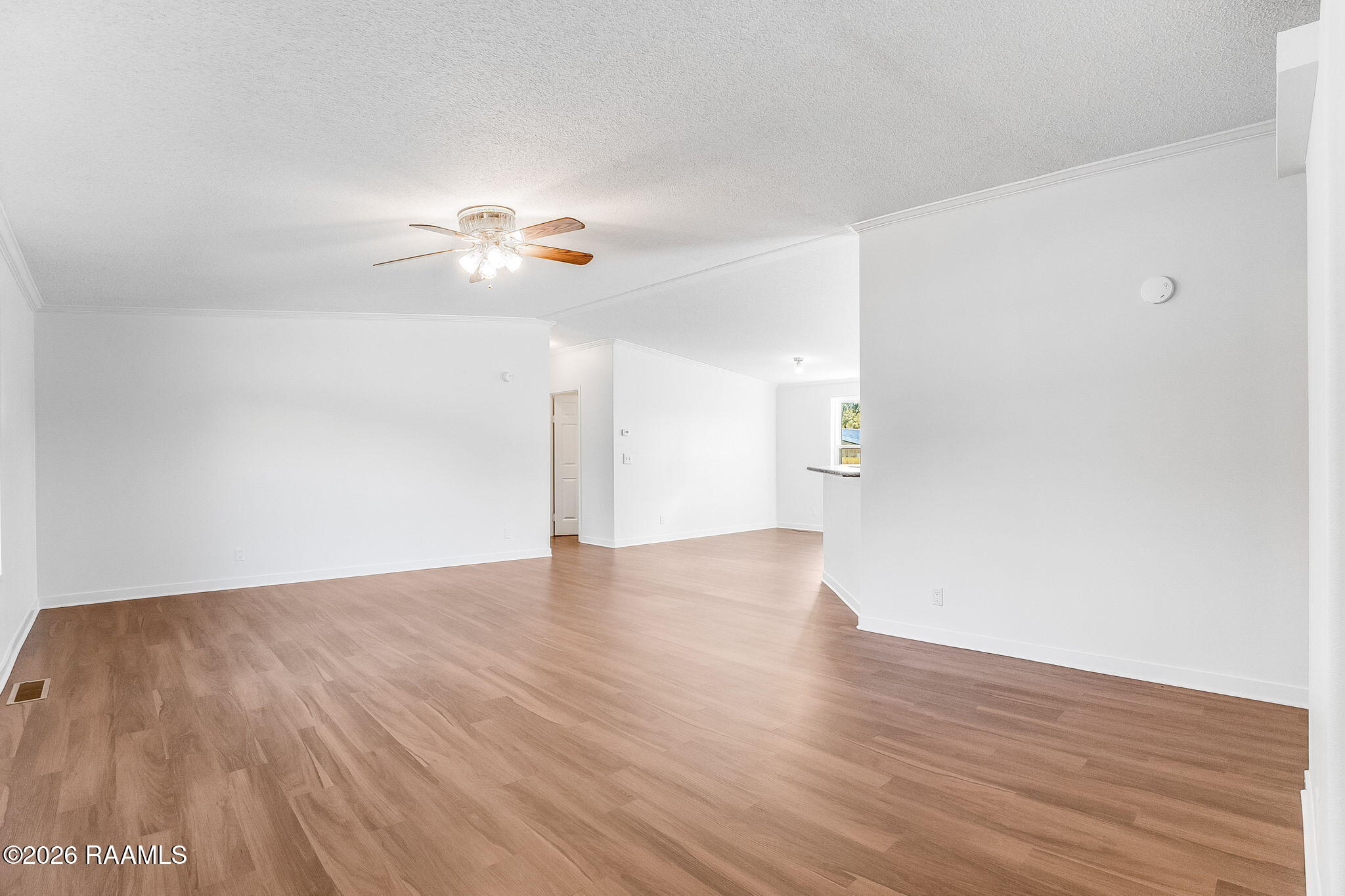 624 Chemin Metairie Road Youngsville, LA 70592 - Photo 4 of 21 Living