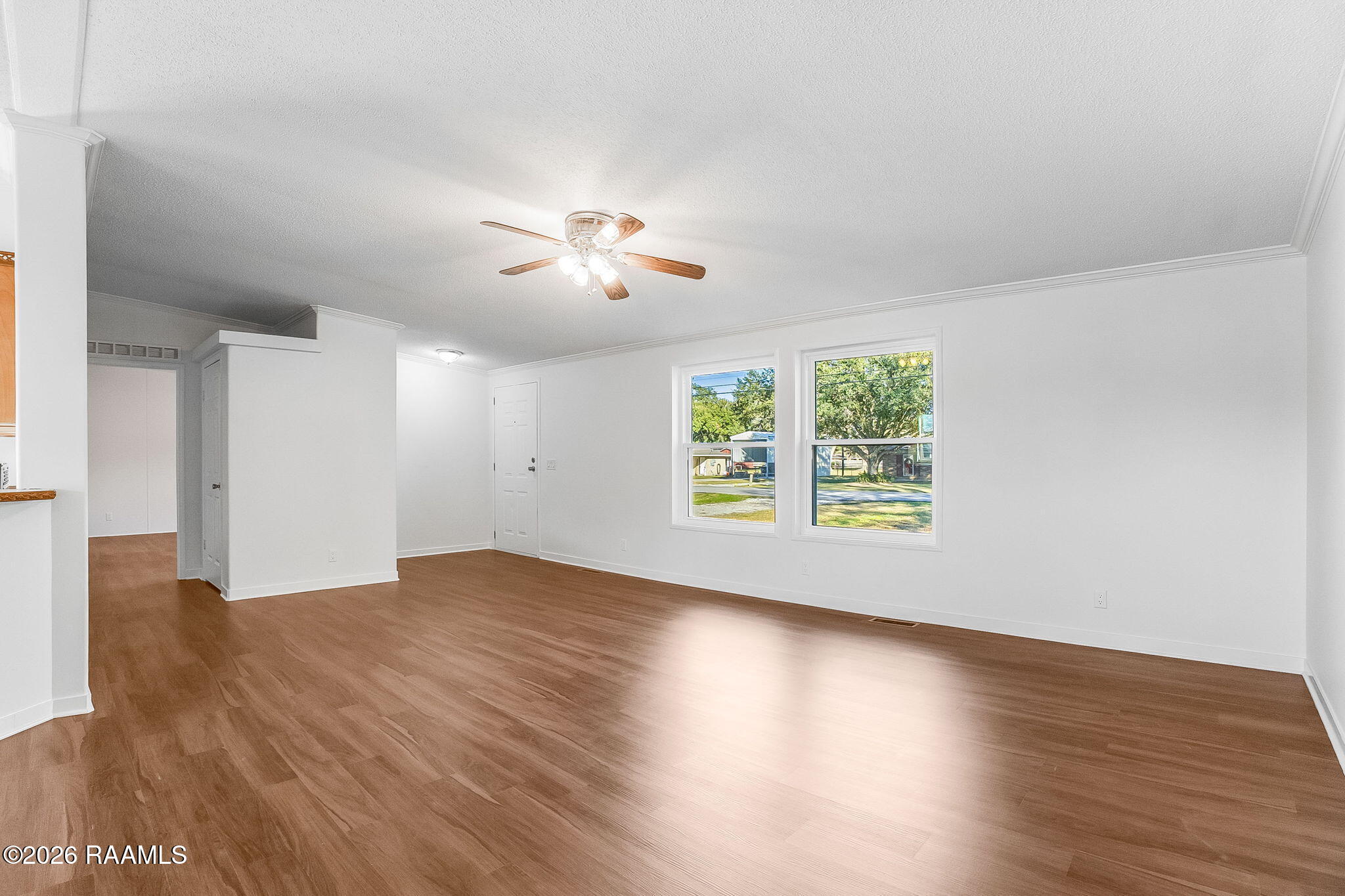 624 Chemin Metairie Road Youngsville, LA 70592 - Photo 5 of 21 Living Room