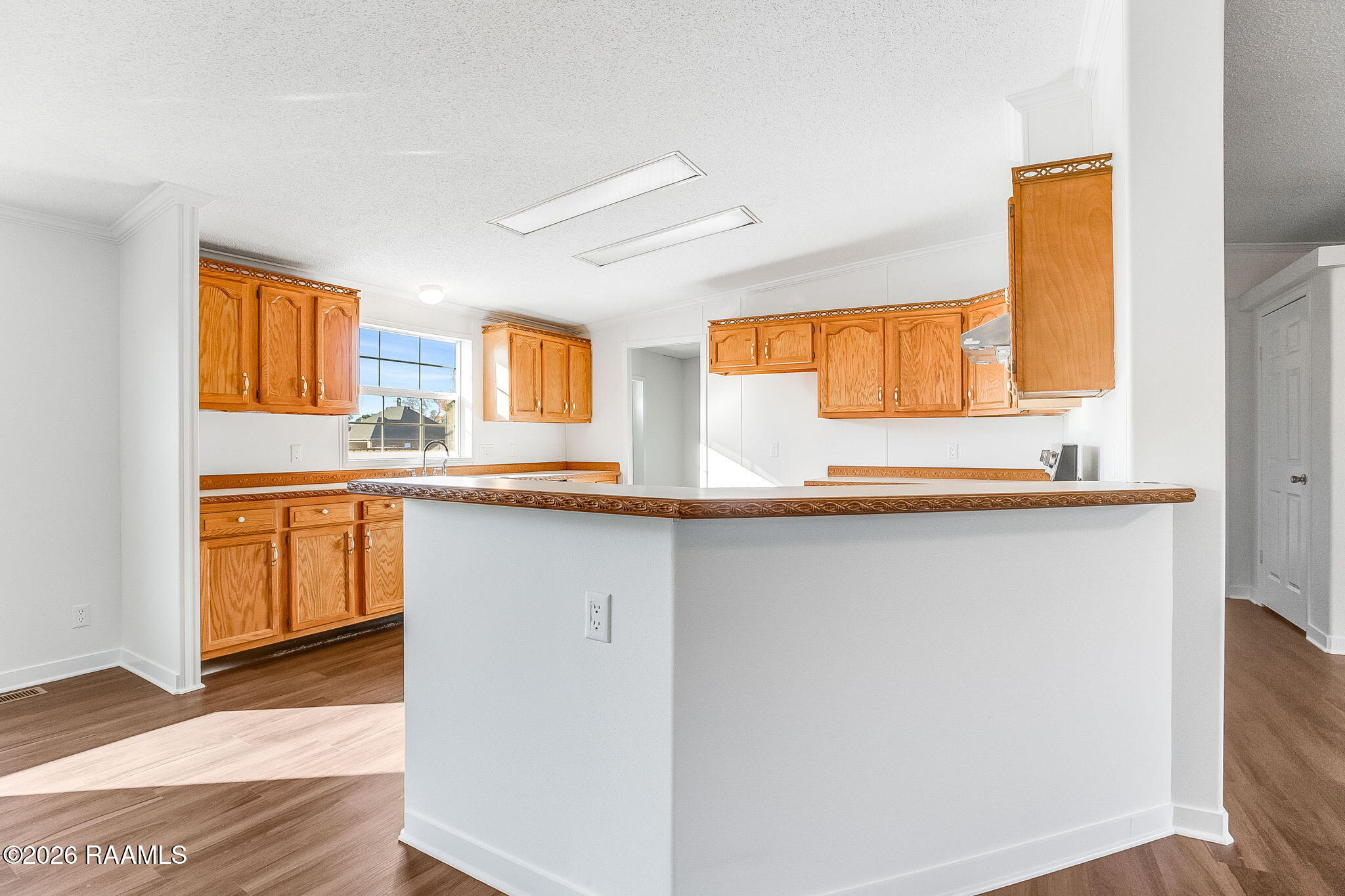 624 Chemin Metairie Road Youngsville, LA 70592 - Photo 8 of 21 Kitchen