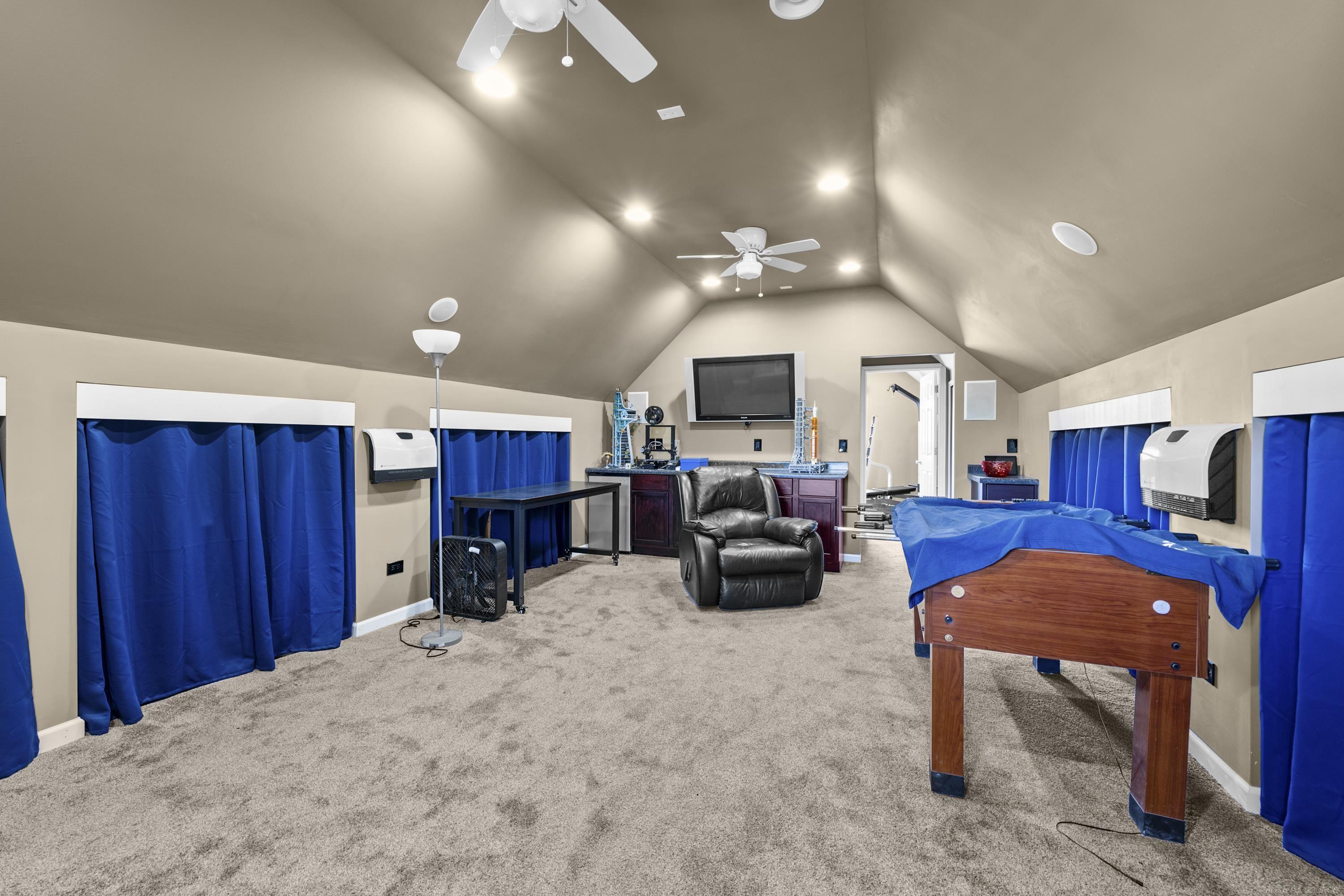 59441 Romeo Plank Road Ray, MI 48096 - Photo 55 of 70 50220221-b93fe13f-c4da-4d06-a8a5-a46c76668f1f.JPG