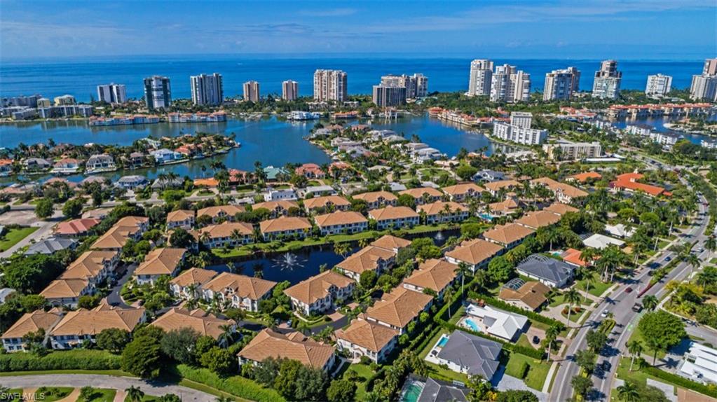 139 Colonade Circle Naples, FL 34103 - Photo 31 of 32 Location in Park Shore