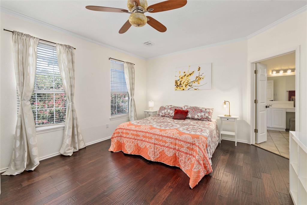 2730 Kinney Oaks Court Austin, TX 78704 - Photo 16 of 32 Gallery Image 16