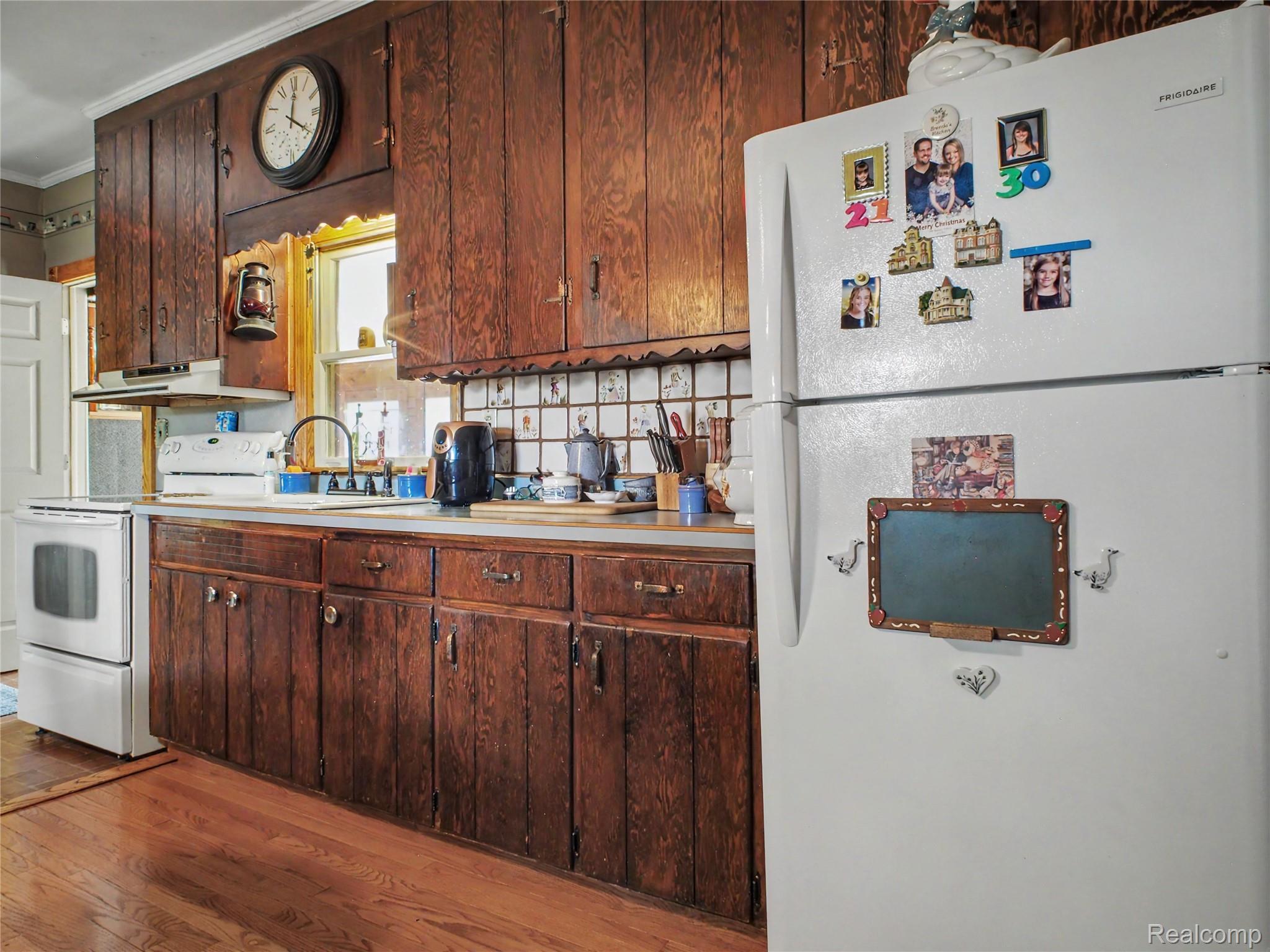 7660 Junction Road Frankenmuth, MI 48734 - Photo 6 of 22 009_file_3776.jpg