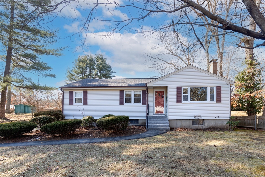118 Howland Road Stoughton, MA 02072 - Photo 1 of 22 Gallery Image 1