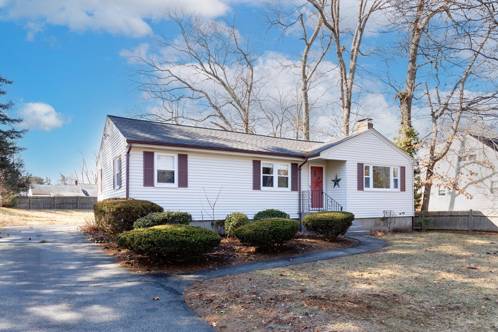 118 Howland Road Stoughton, MA 02072 - Photo 2 of 22 Gallery Image 2