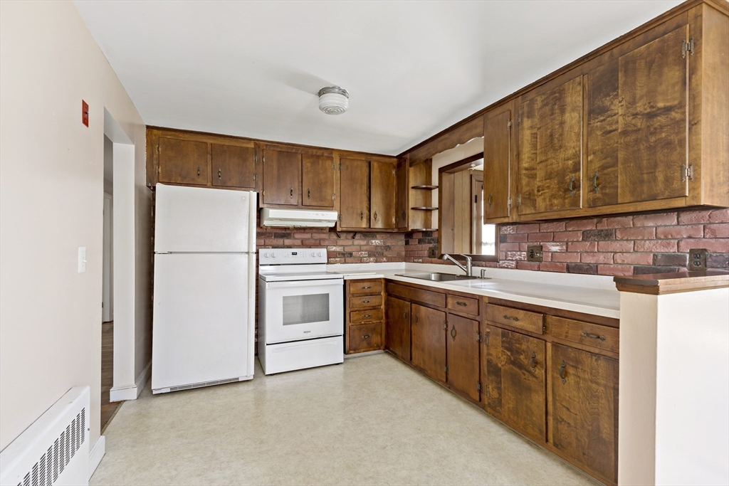 118 Howland Road Stoughton, MA 02072 - Photo 3 of 22 Gallery Image 3