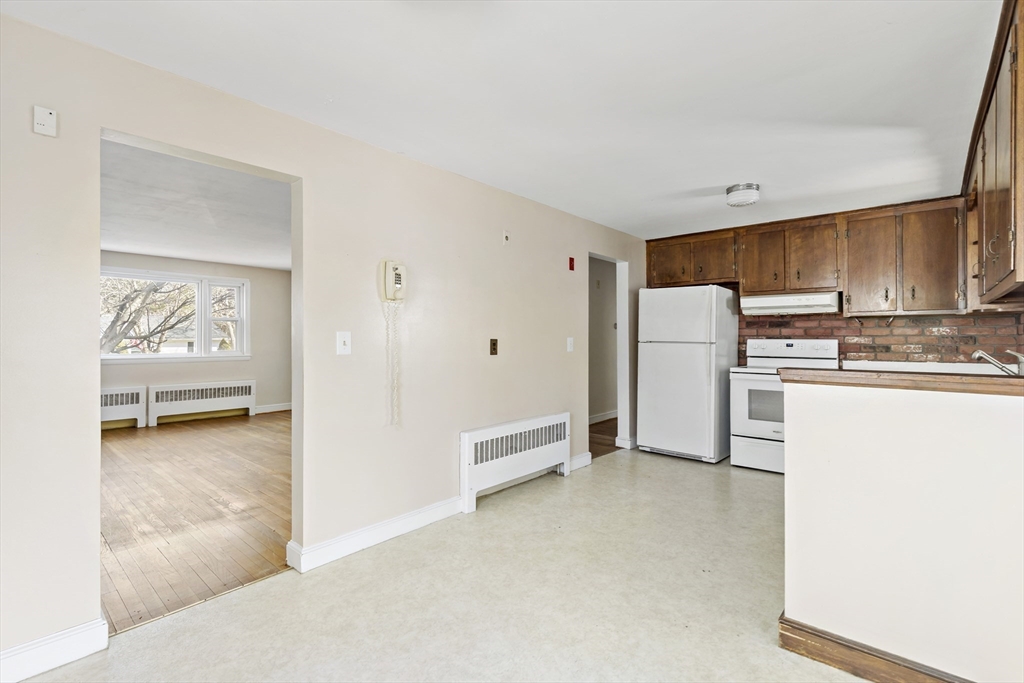 118 Howland Road Stoughton, MA 02072 - Photo 6 of 22 Gallery Image 6