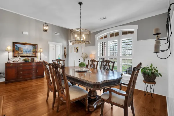 $569,900 | 612 Lexington Circle, Manchester, TN 37355