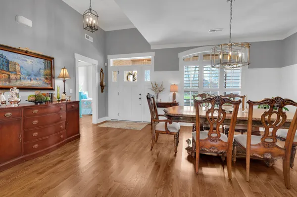 $569,900 | 612 Lexington Circle, Manchester, TN 37355