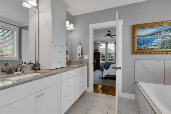 $569,900 | 612 Lexington Circle, Manchester, TN 37355