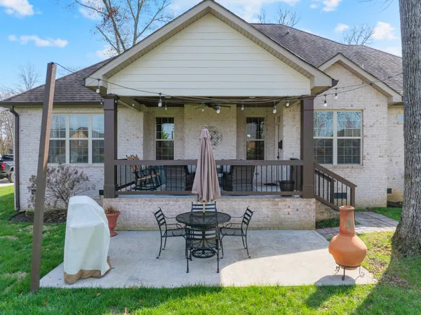 $569,900 | 612 Lexington Circle, Manchester, TN 37355