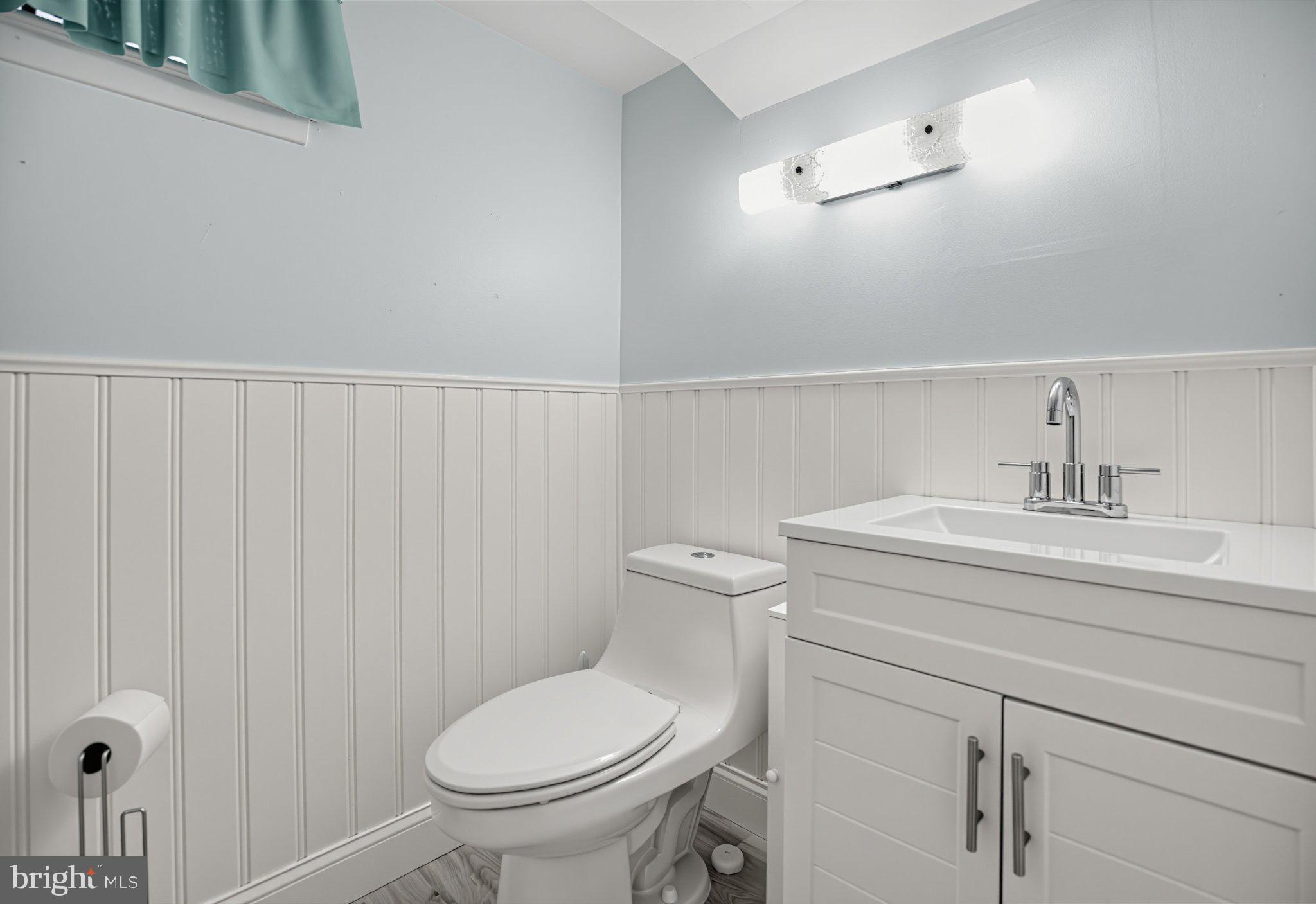 131 Jacqueline Avenue Delran, NJ 08075 - Photo 29 of 42 Updated half bath