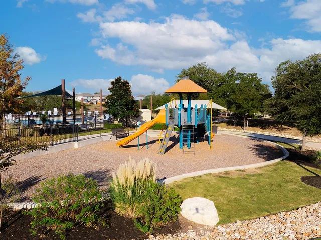 $1,950 | 825 Sungrove Trail, Georgetown, TX 78628