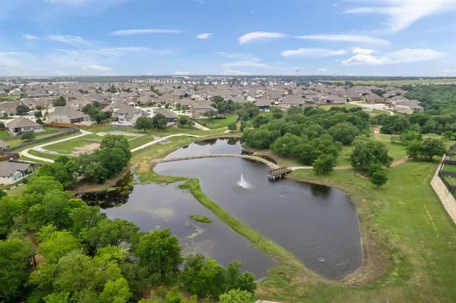 $1,950 | 825 Sungrove Trail, Georgetown, TX 78628