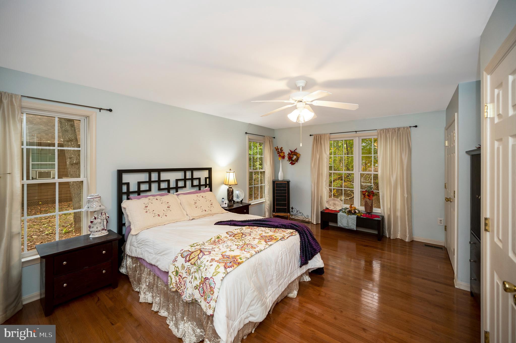 110 Greenspring Road Locust Grove, VA 22508 - Photo 18 of 40 Primary Suite with seating rooming