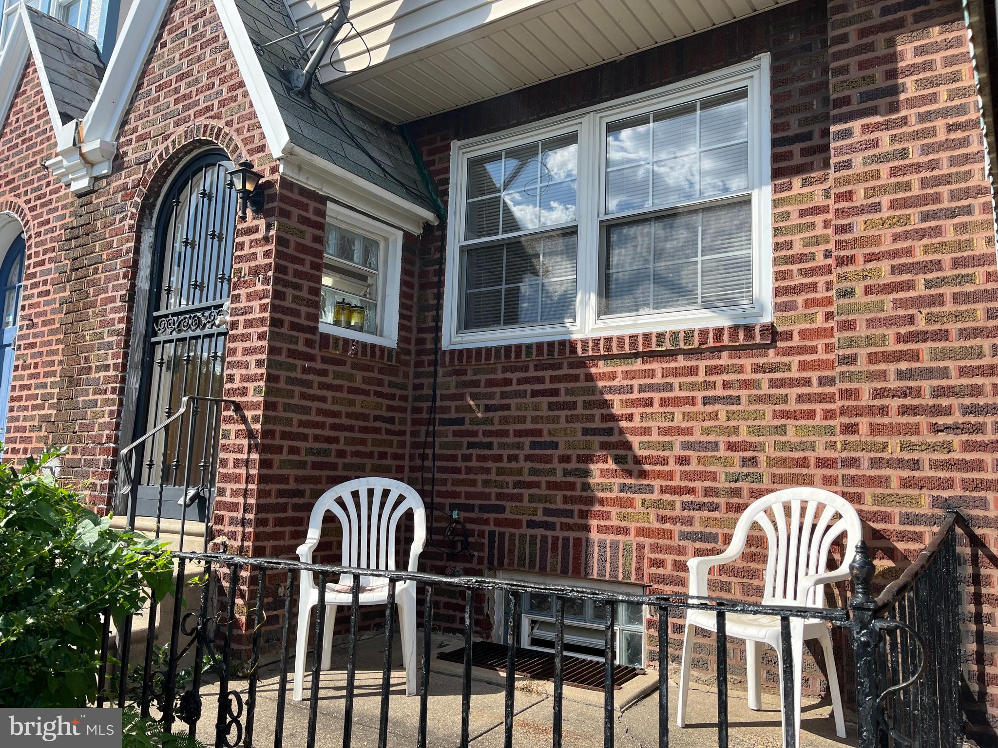 1323 Gilham Street Philadelphia, PA 19111 - Photo 3 of 35