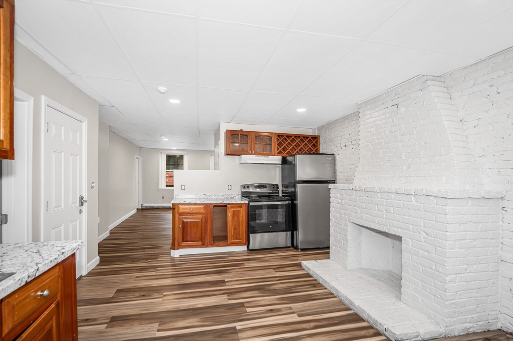 114 Appleton Street, Unit 2 Lowell, MA 01852 - Photo 4 of 13