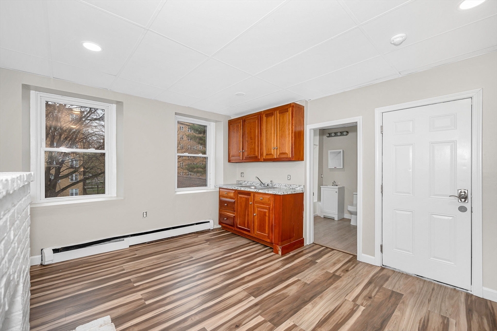 114 Appleton Street, Unit 2 Lowell, MA 01852 - Photo 5 of 13