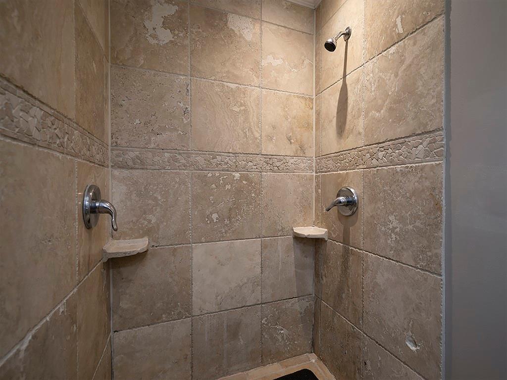 581 Autumn Lane Marietta, GA 30068 - Photo 24 of 28 a bathroom with a shower