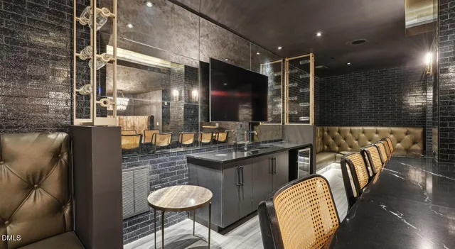 $1,633 | 625 South Elliott Road, Unit S1E, Chapel Hill, NC 27517