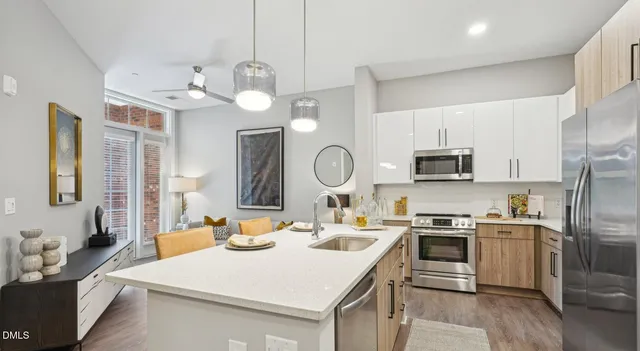 $1,633 | 625 South Elliott Road, Unit S1E, Chapel Hill, NC 27517