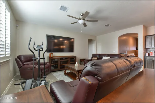 $300,000 | 6020 Hidden Row Avenue, El Paso, TX 79924