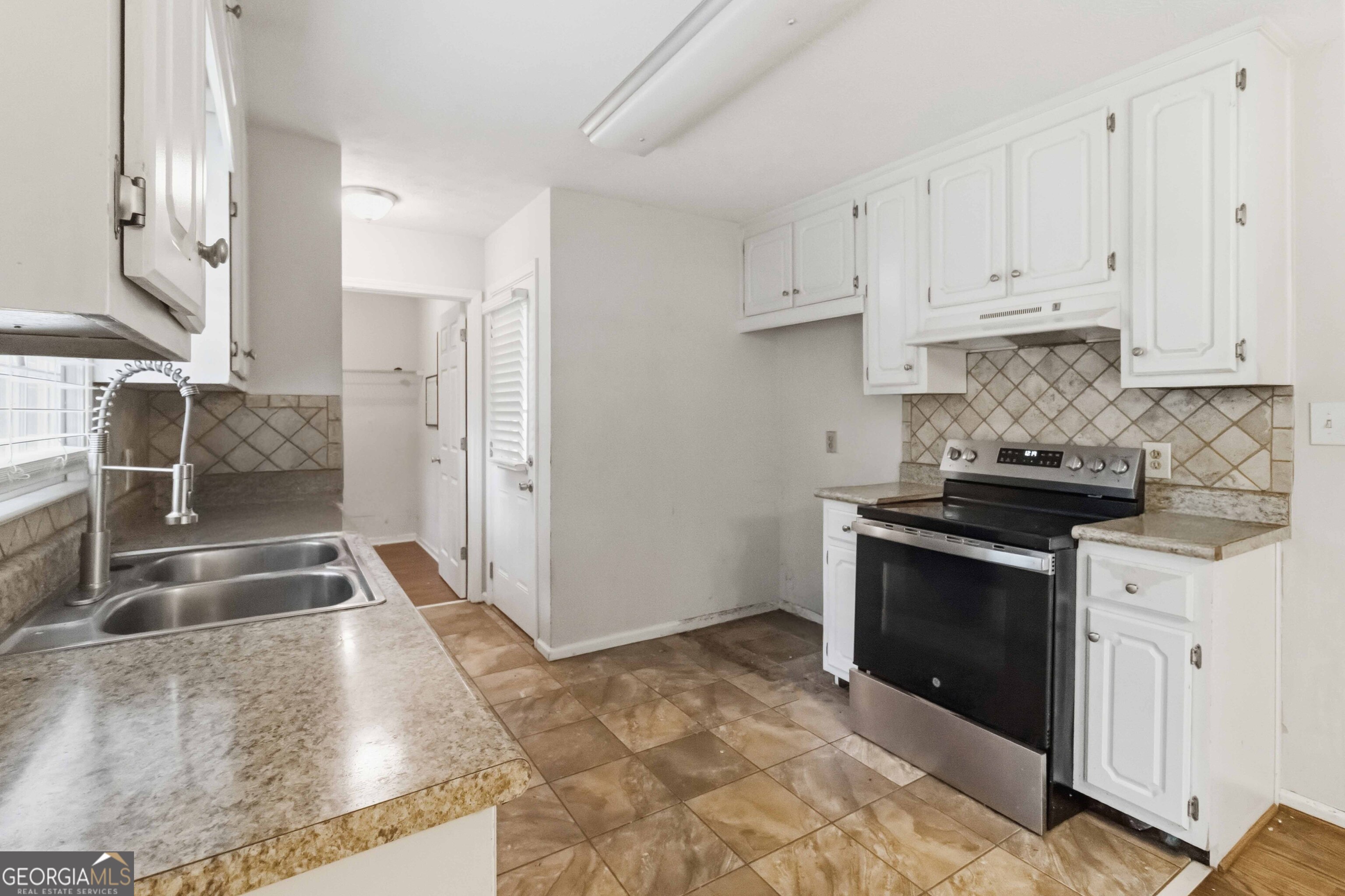 241 Rutledge Drive Winder, GA 30680 - Photo 10 of 21