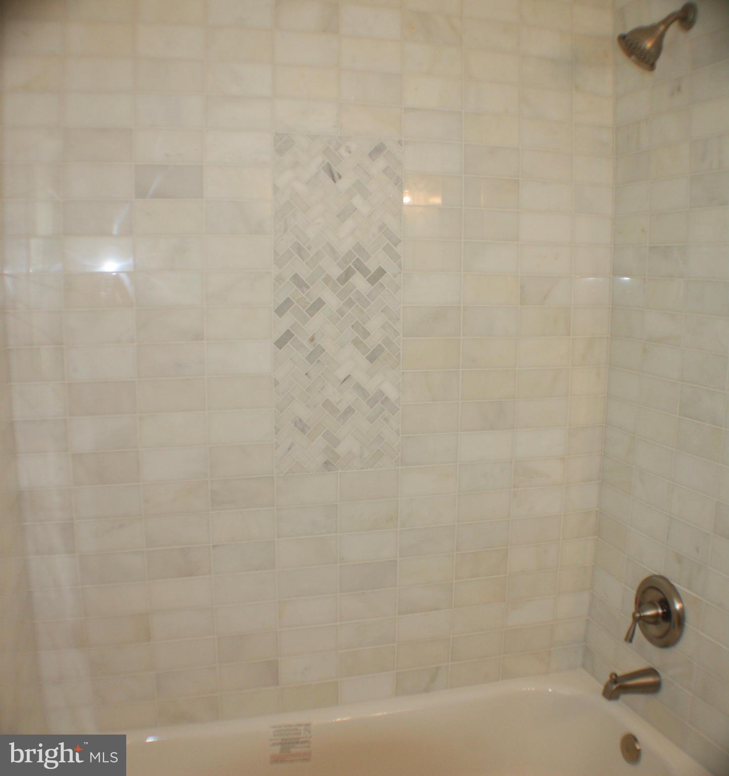 8106 Subet Road Baltimore, MD 21244 - Photo 14 of 26 Bath (Master)