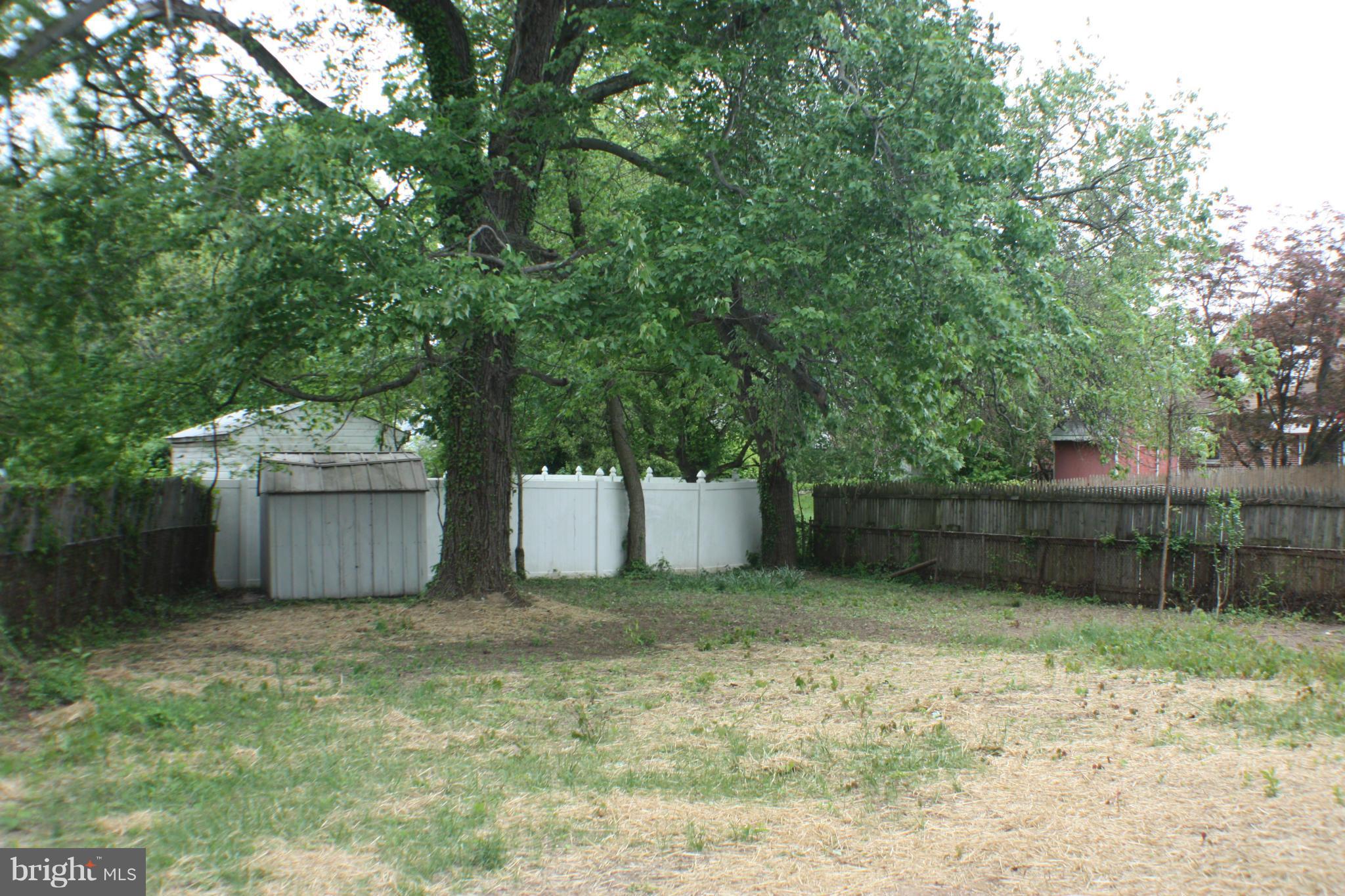 8106 Subet Road Baltimore, MD 21244 - Photo 23 of 26 Exterior (Rear)