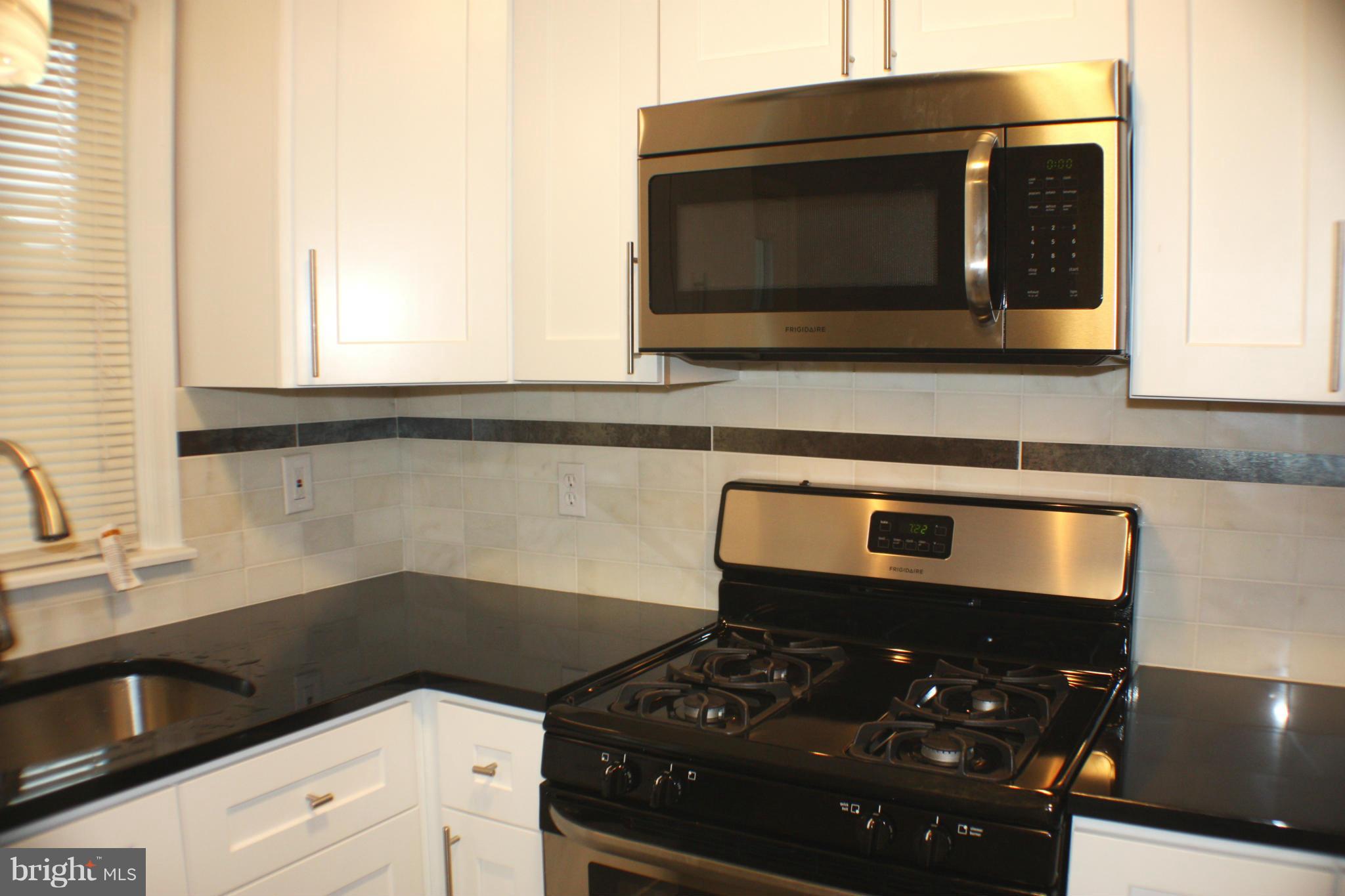 8106 Subet Road Baltimore, MD 21244 - Photo 7 of 26 Kitchen