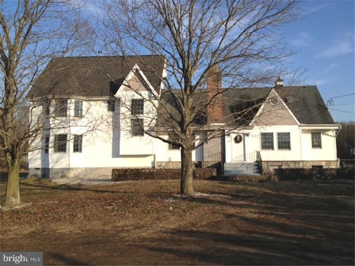 1070 Janvier Road Williamstown, NJ 08094 - Photo 1 of 25