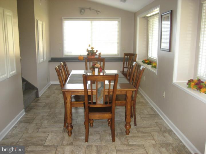 1070 Janvier Road Williamstown, NJ 08094 - Photo 11 of 25 Dining Room